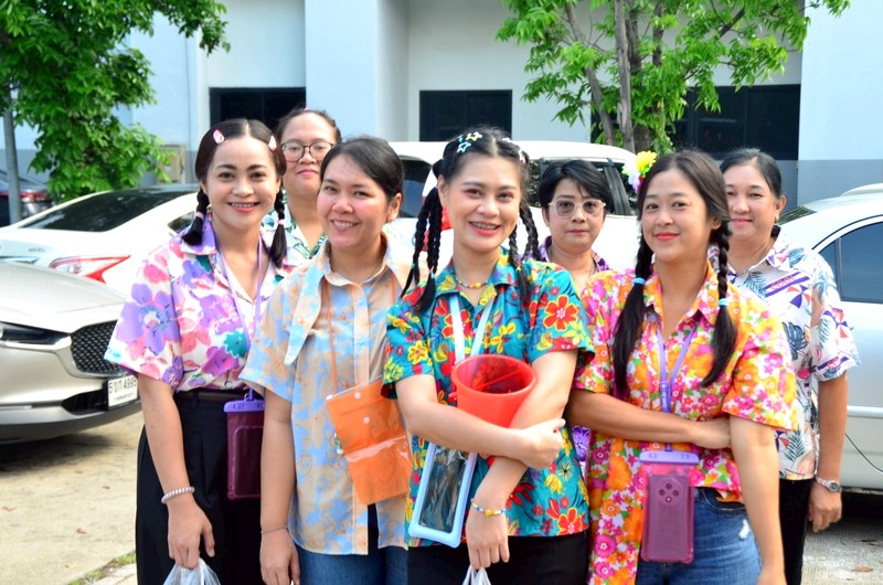 148 Songkran Festival 15