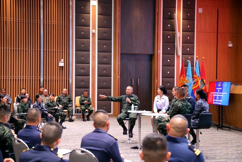 148 Special lecture Commander in Chief 5