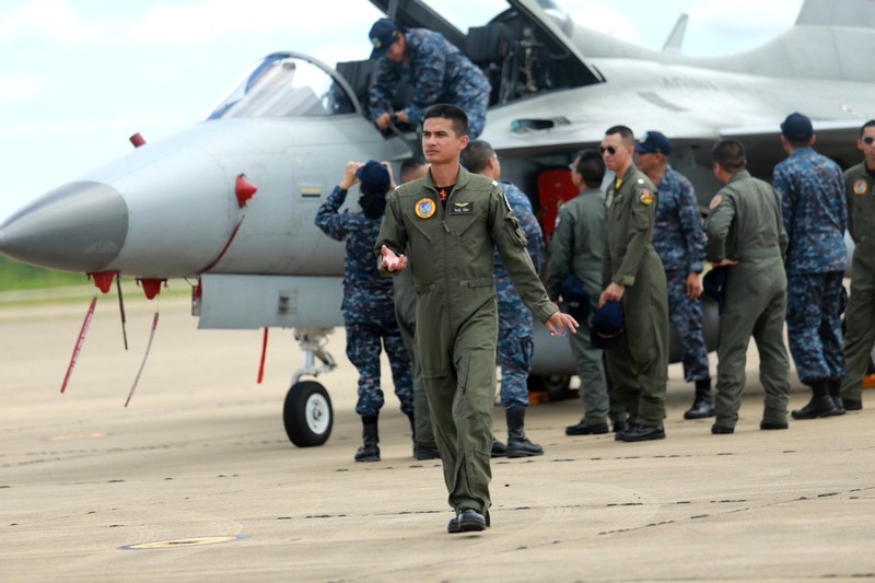 149 F16 6