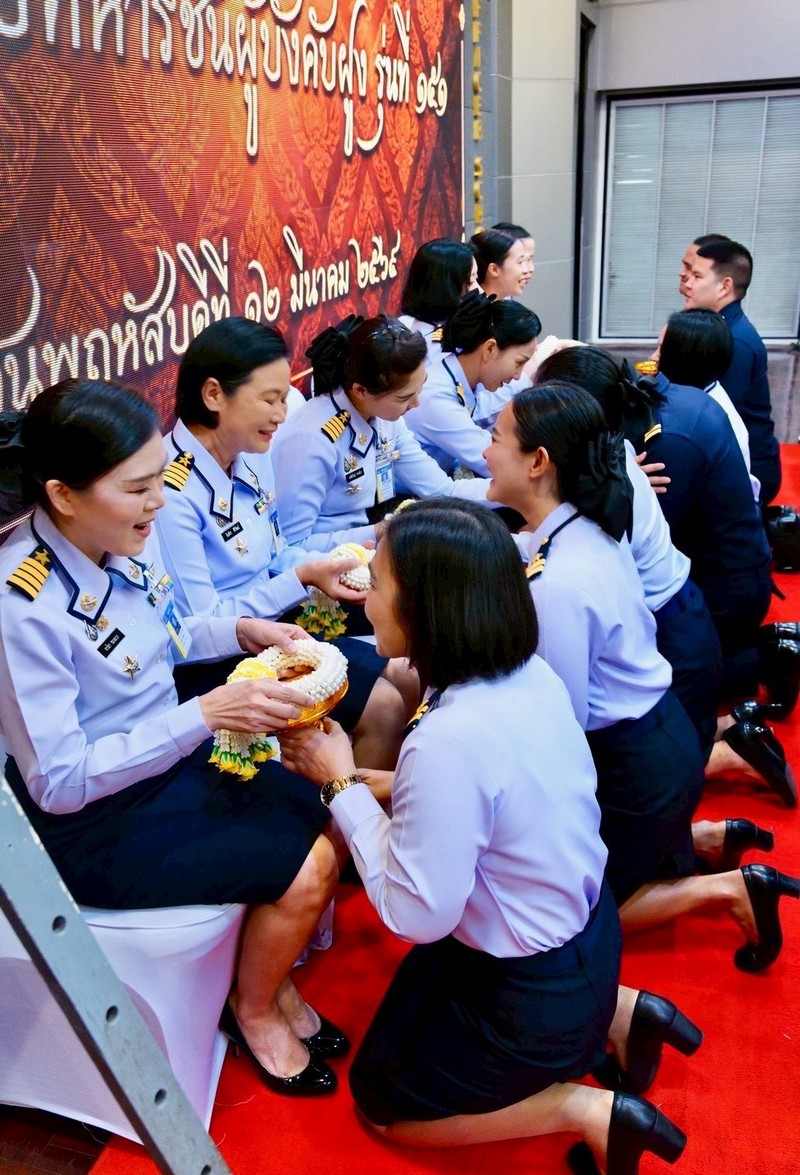 151 Teacher worship ceremony 10